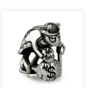 ISO NOT FOR SALE OHMBEADS BAH HUMMBUG LOOKING GOR THIS CHARM